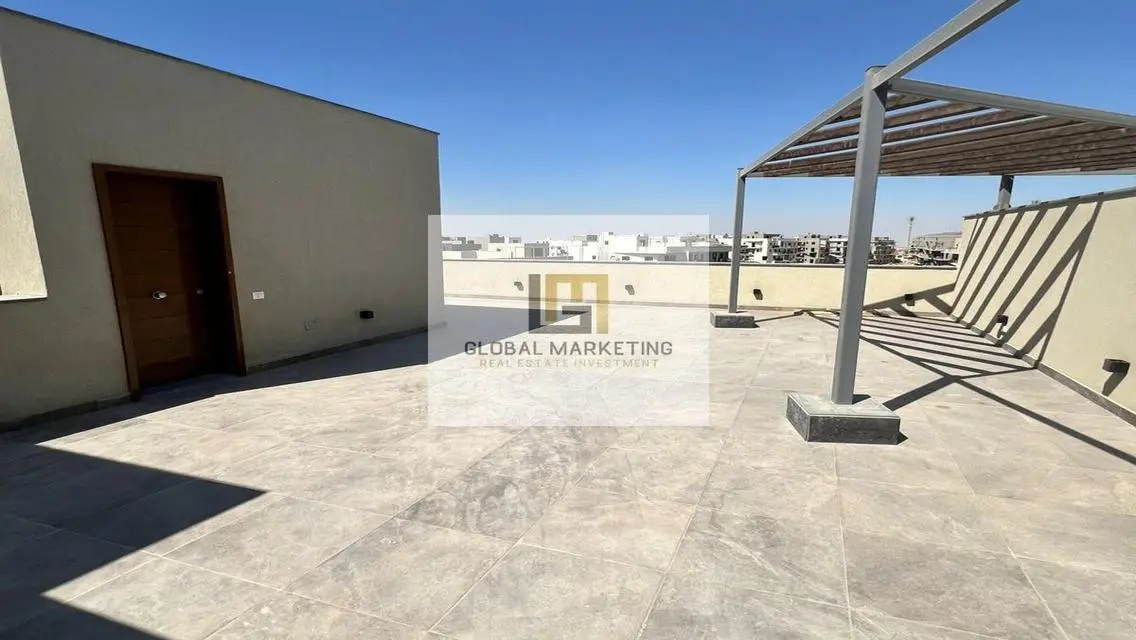 Semi-furnished penthouse for rent in Villette