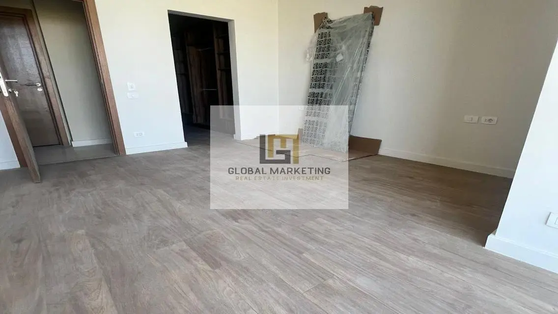 Semi-furnished penthouse for rent in Villette