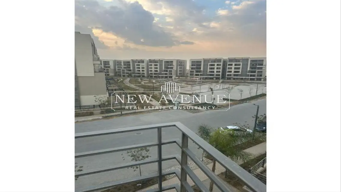 delivered apartment good view with installments