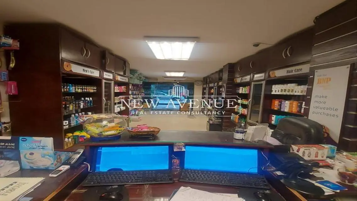 Luxurious Property with Spacious Area in the Heart of the City