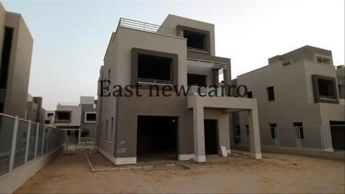 villa for sale at a special price in pk2