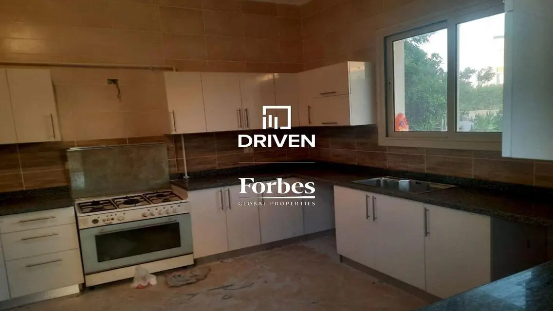 Twin House Grand Heights - Super Lux - For Rent