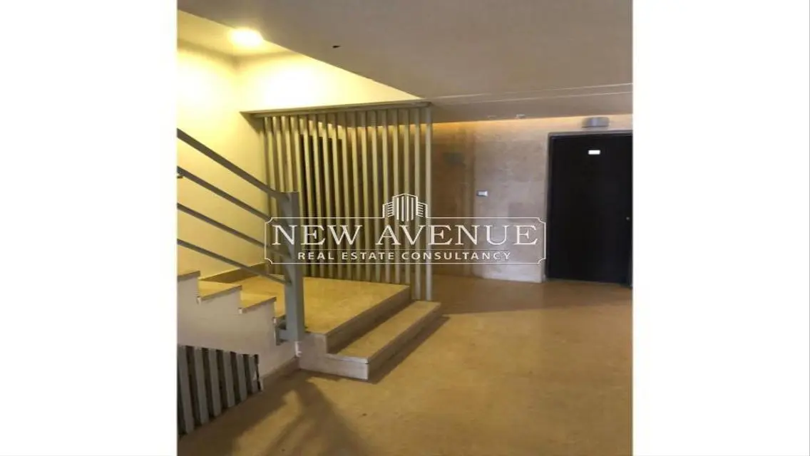 Apartment 263 meter very prime location 4 bedrooms