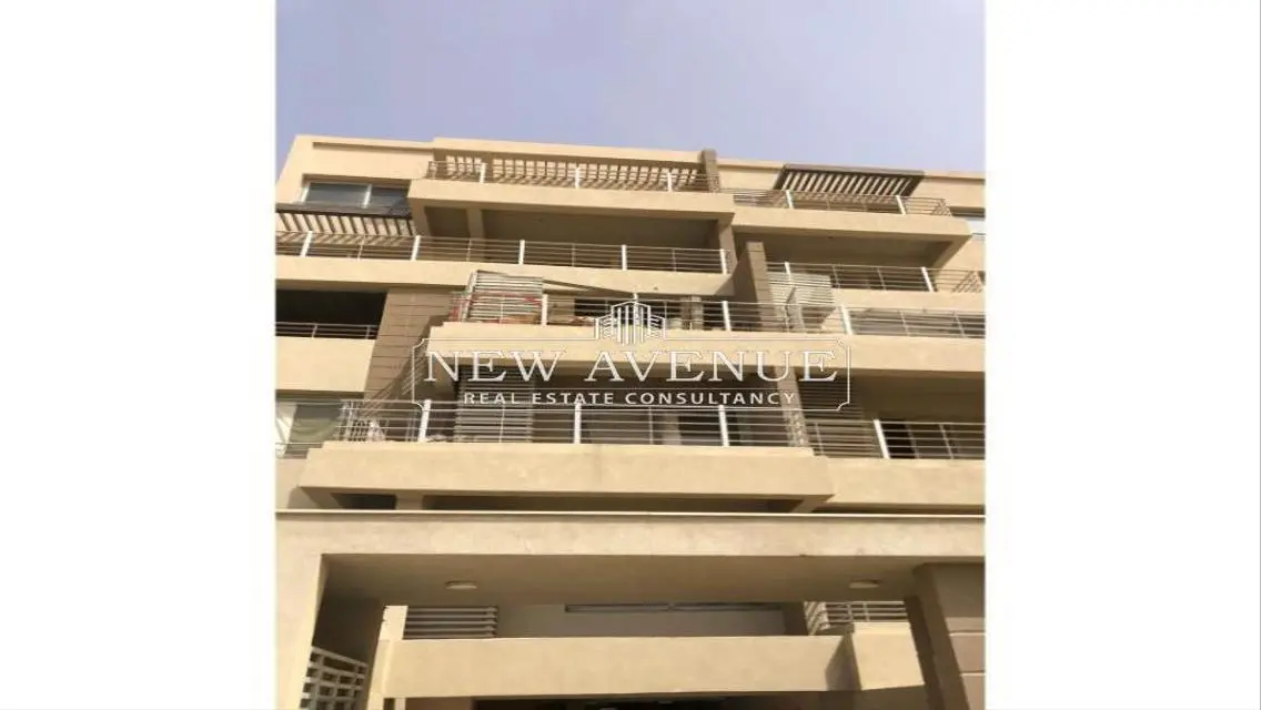 Apartment 263 meter very prime location 4 bedrooms