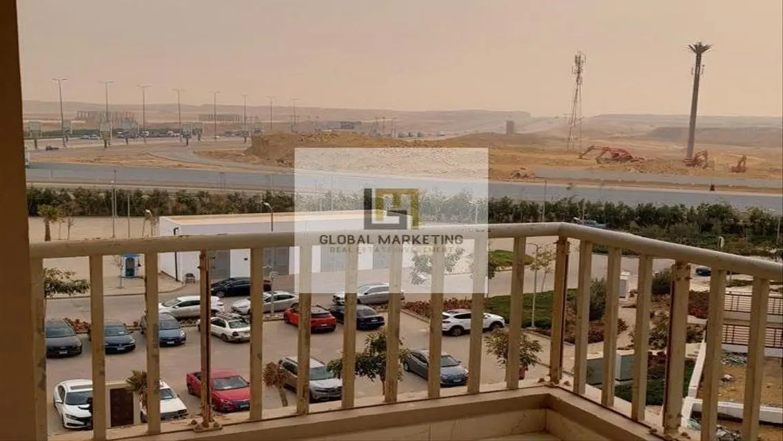 شقة - اول سكن - مفروشة ألترا مودرن - في هايد بارك