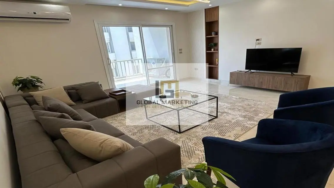 شقة - اول سكن - مفروشة ألترا مودرن - في هايد بارك