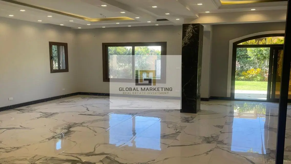 Twin villa/ special finishing for rent in Mivida
