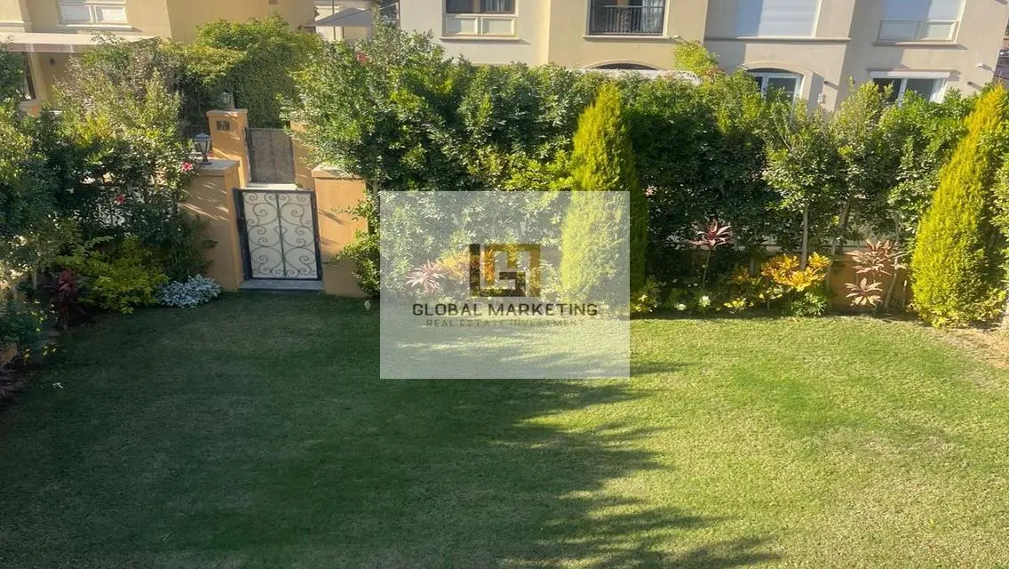 Twin villa/ special finishing for rent in Mivida