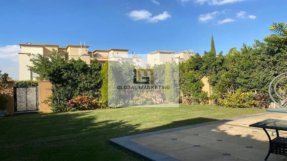 Twin villa/ special finishing for rent in Mivida