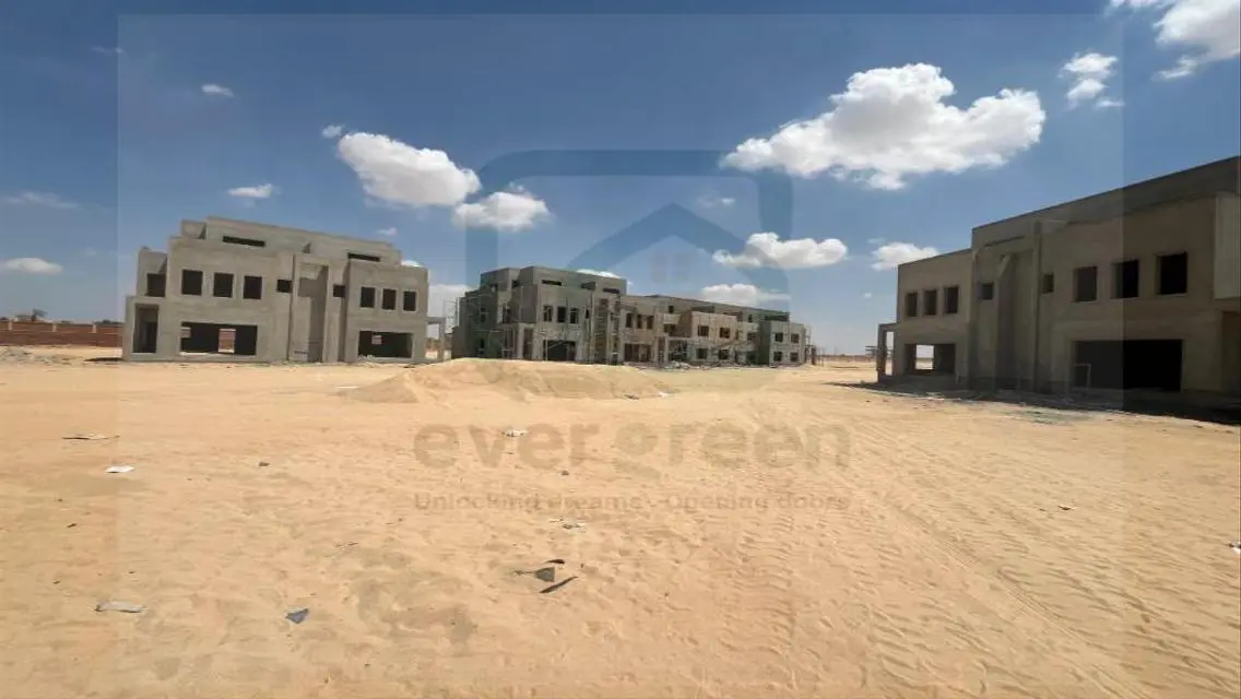تويت هاوس مميز فى نايا نيو زايد بمقدم10%,قسط 9سنين