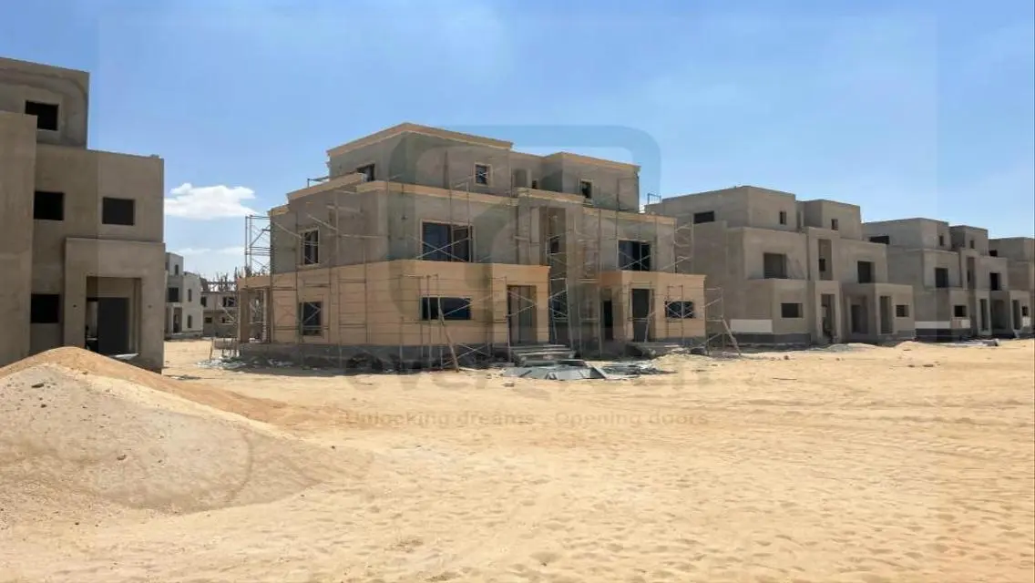 تويت هاوس مميز فى نايا نيو زايد بمقدم10%,قسط 9سنين