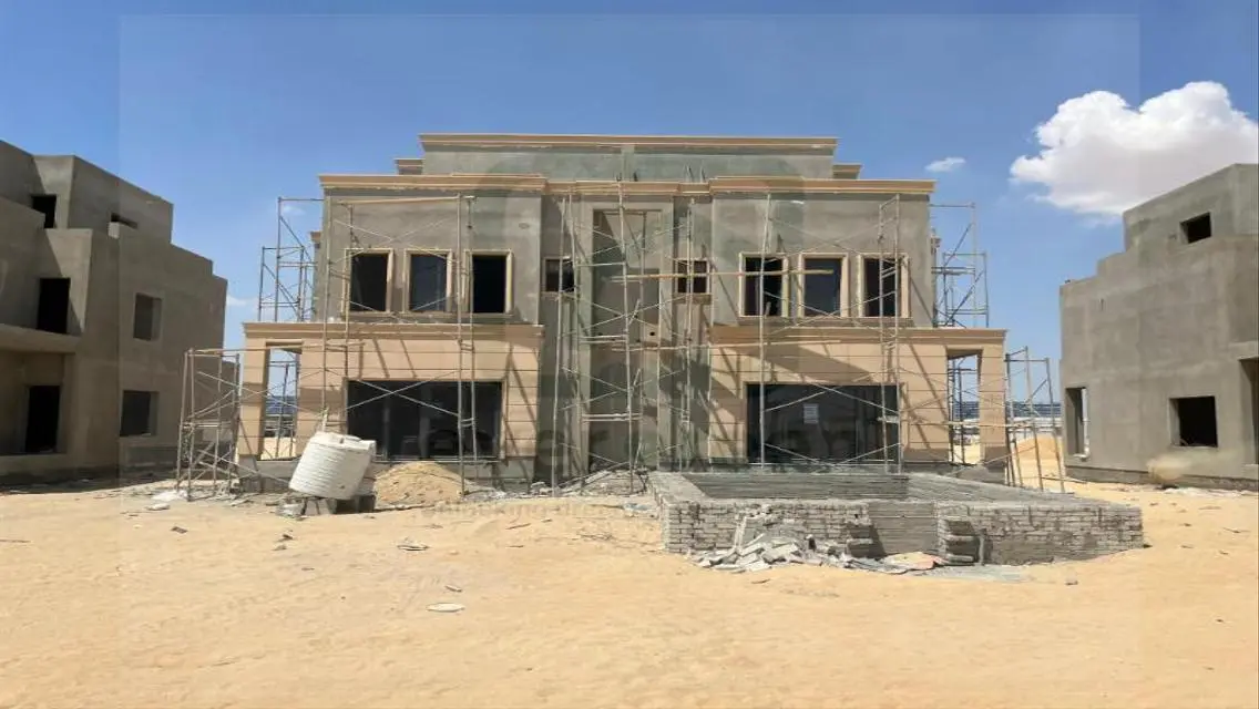 تويت هاوس مميز فى نايا نيو زايد بمقدم10%,قسط 9سنين