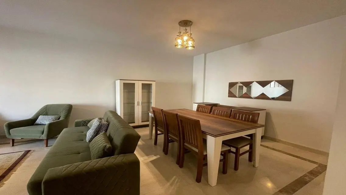 Modern furnished apartment pool view @ boulevard