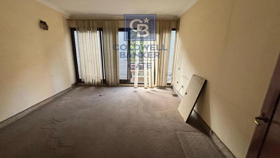 مقر لشركه سياحه للبيع بالزمالك .