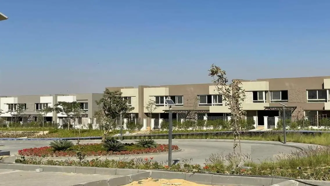 With only 300k DP &amp;12 yrs Own Villa at Palm Hills