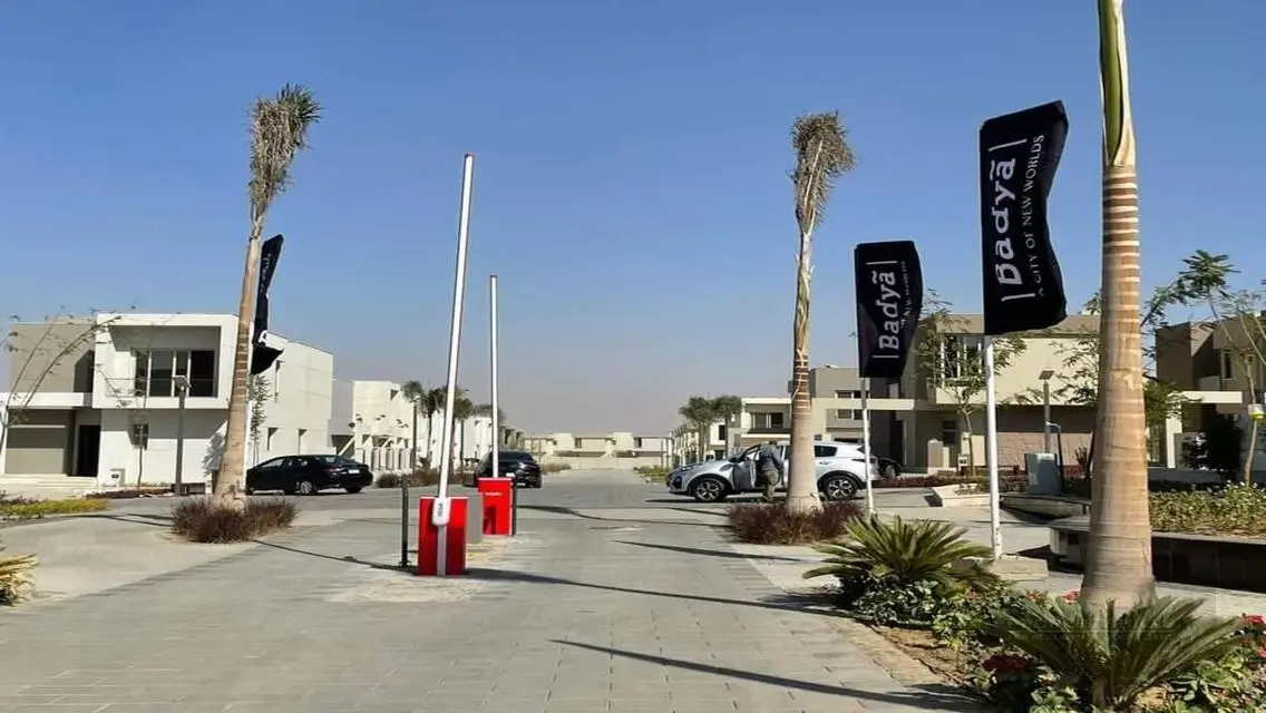With only 300k DP &amp;12 yrs Own Villa at Palm Hills
