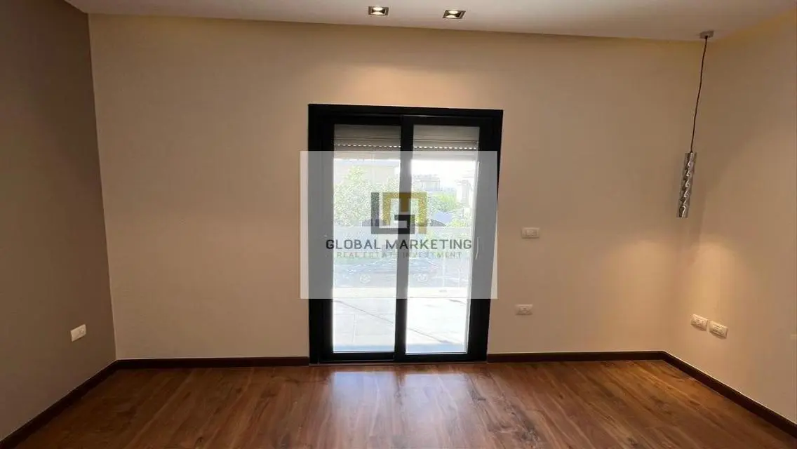 Apartment for rent with equipped kitchen in Villet