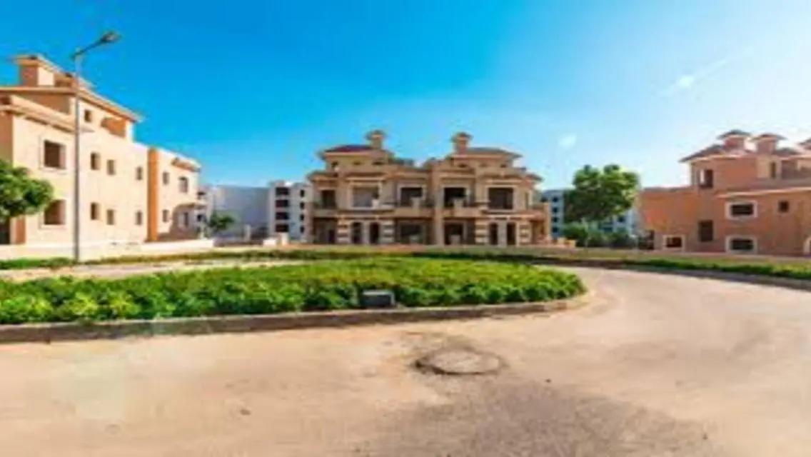 Aapartment, finished near Mall of Arabia-Nyoum.