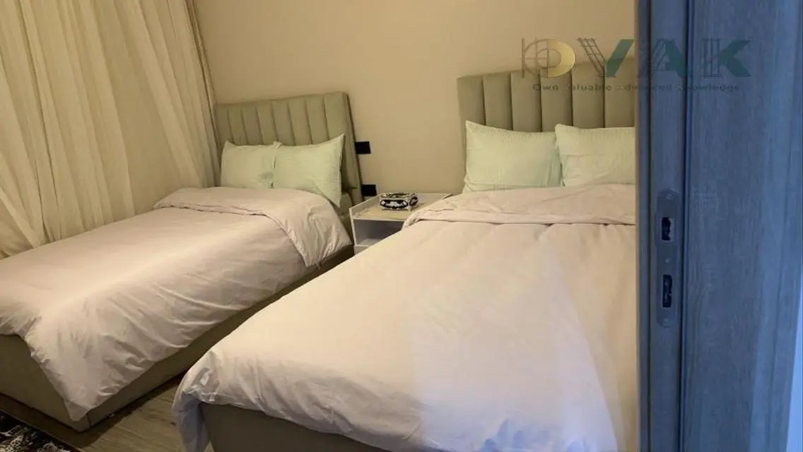 Furnished Duplex with Garden for rent | Hyde Park