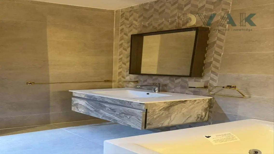 Furnished Duplex with Garden for rent | Hyde Park