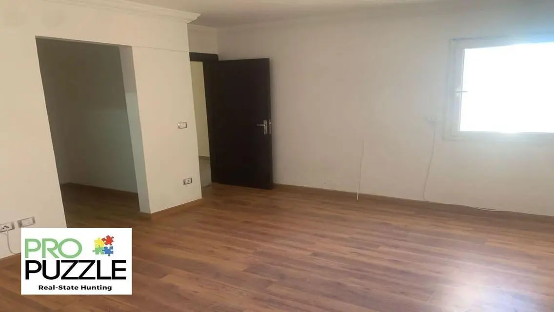 Penthouse for Rent in Jade Compound