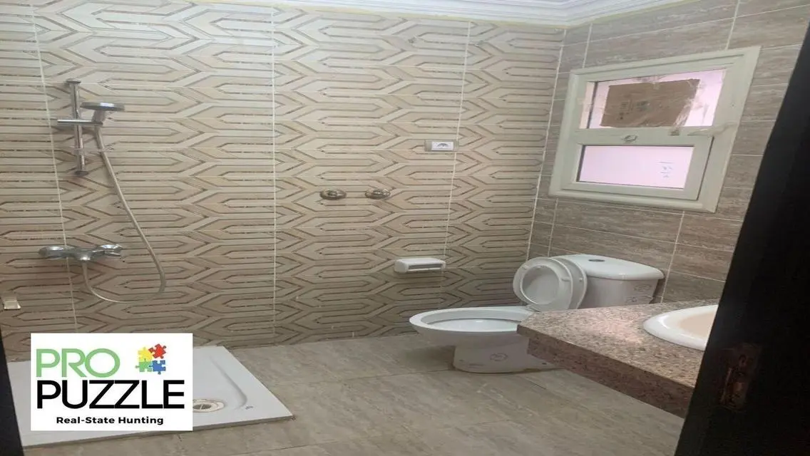 Penthouse for Rent in Jade Compound