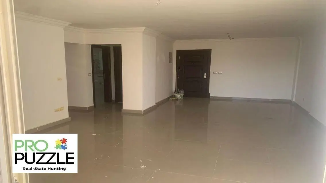 Penthouse for Rent in Jade Compound
