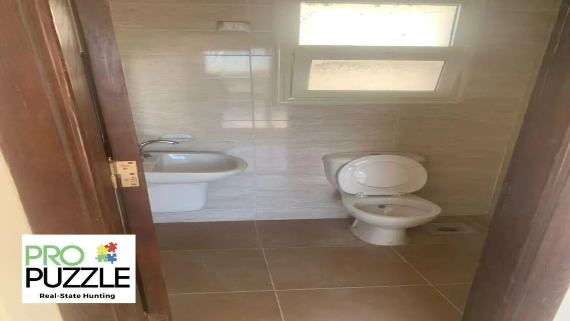 Penthouse for Rent in Jade Compound