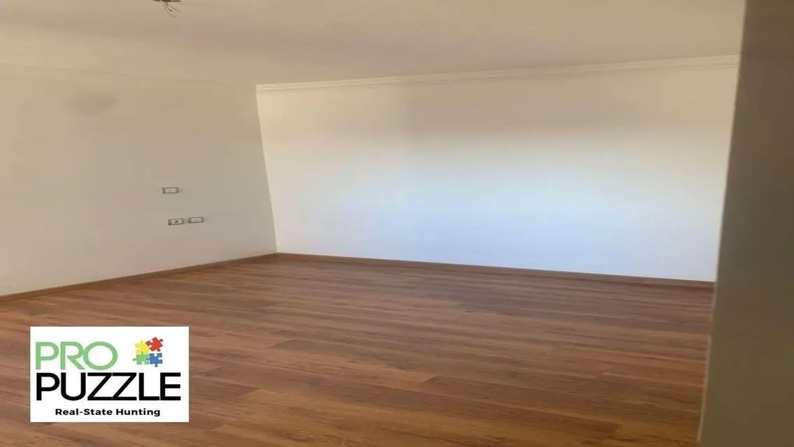 Penthouse for Rent in Jade Compound