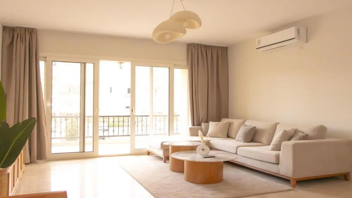Modern furnished apartment for rent @ boulevard