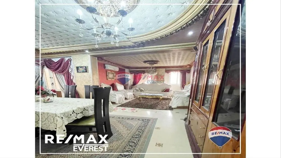 250sqm Apartment For Sale in The 4th Touristic