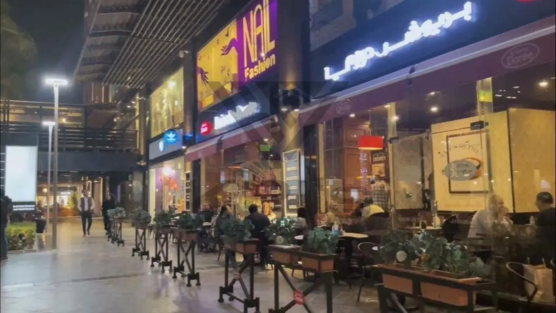 Last Chance- THE ONLY Shop FF in Downtown for Sale