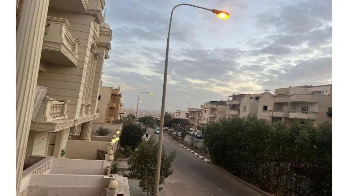فيلا متشطبة تشطيب فاخر للبيع ف الحي الخامـس فيلات