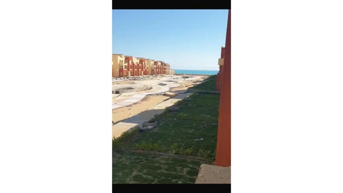 شاليه استلام فوري متشطب يري البحر  براس سدر للبيع 