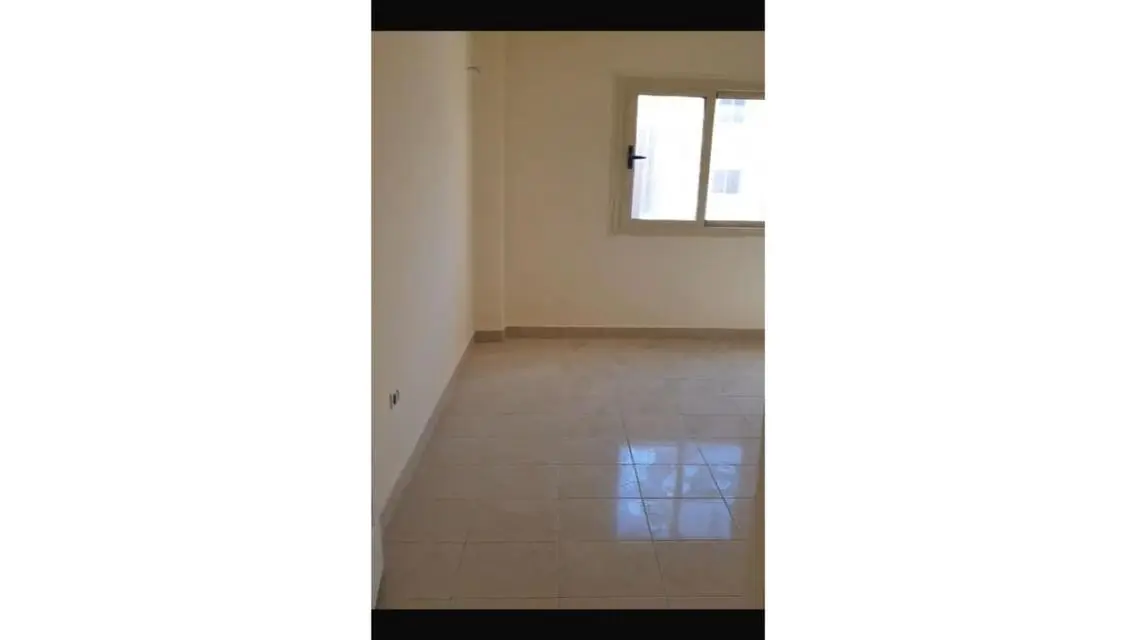 شاليه استلام فوري متشطب يري البحر  براس سدر للبيع 