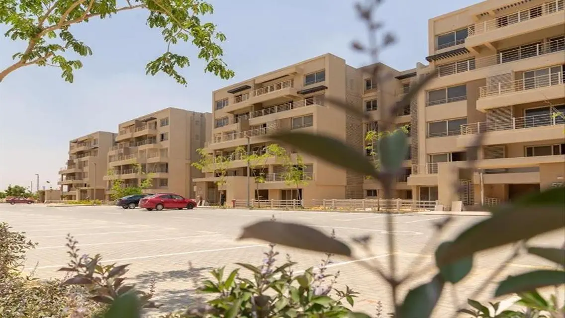 Apartment with immediate receipt in Palm Hills New