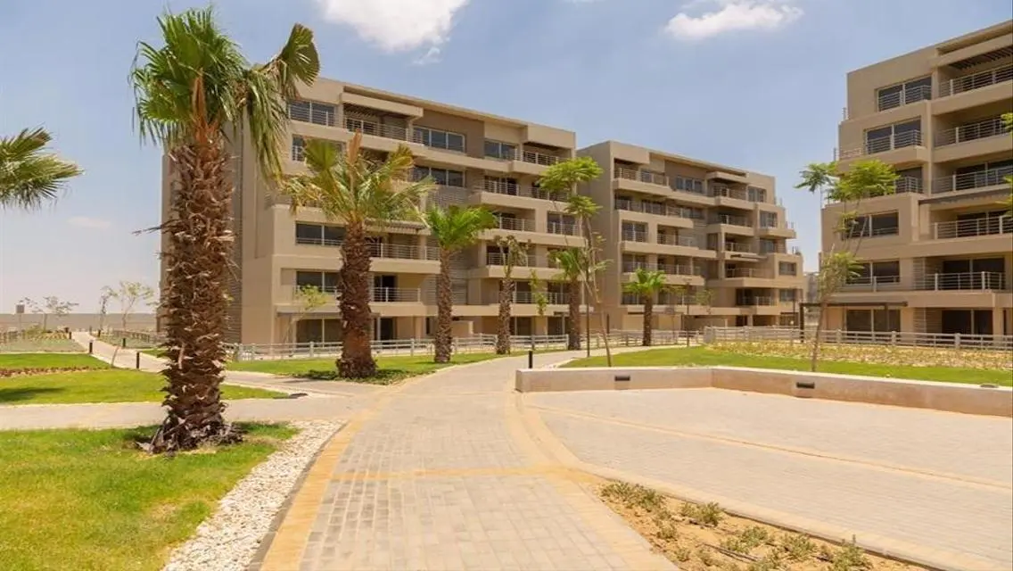 Apartment with immediate receipt in Palm Hills New