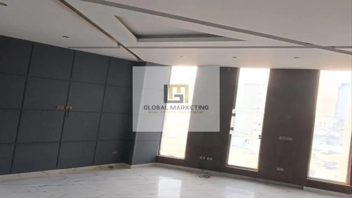 Finished office for rent 341m on North 90th