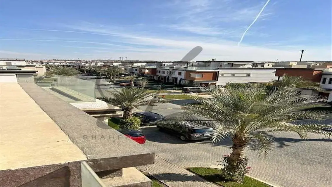 The lowest price for a villa for sale in Azzar