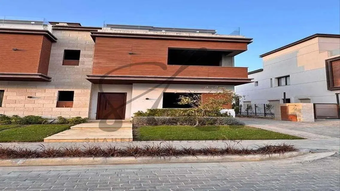 The lowest price for a villa for sale in Azzar