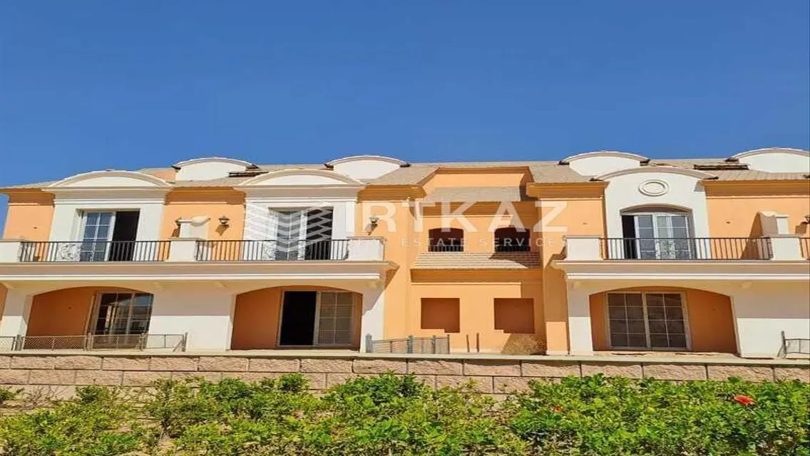 Ready to move Townhouse Resale Finished-Layan