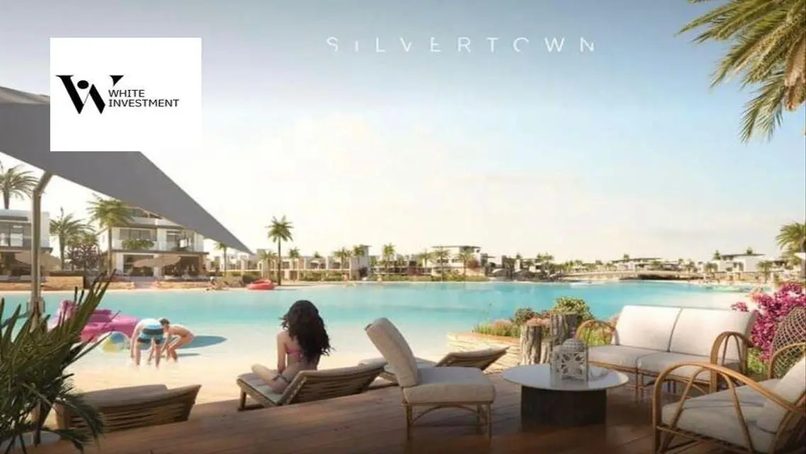Silver sands townhouse 175m overlooking landscape