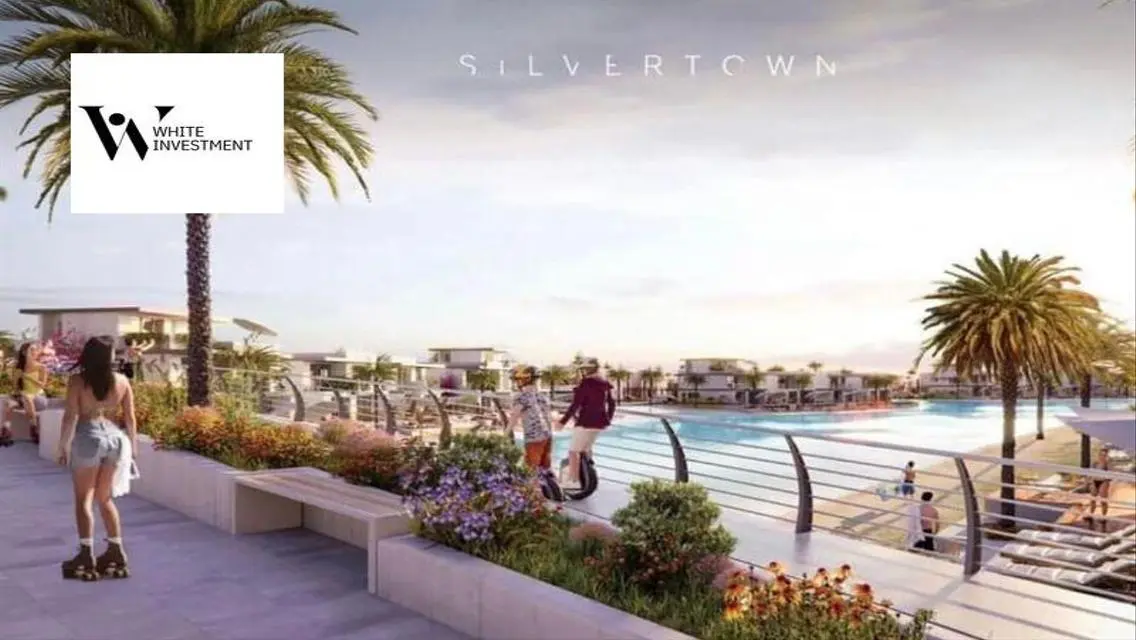 Silver sands townhouse 175m overlooking landscape