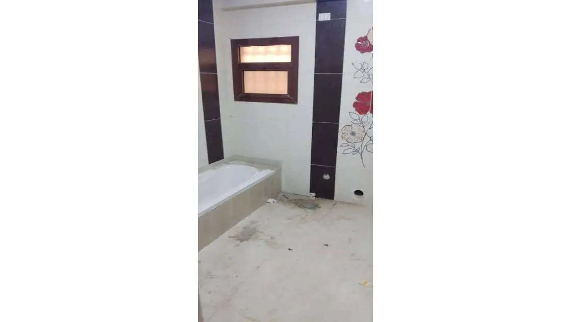 فيلا بسعر تنافسي للبيع بالحي الرابع بمدينة العبور