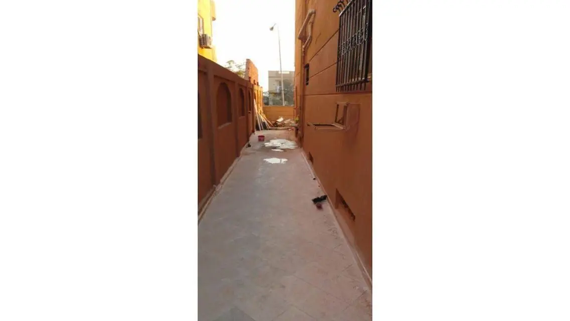 فيلا بسعر تنافسي للبيع بالحي الرابع بمدينة العبور