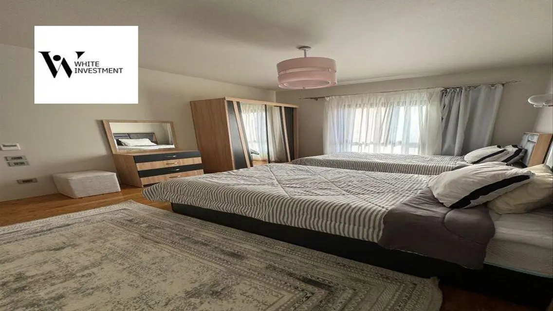 Eastown 210m 3beds fully furnished landscape view