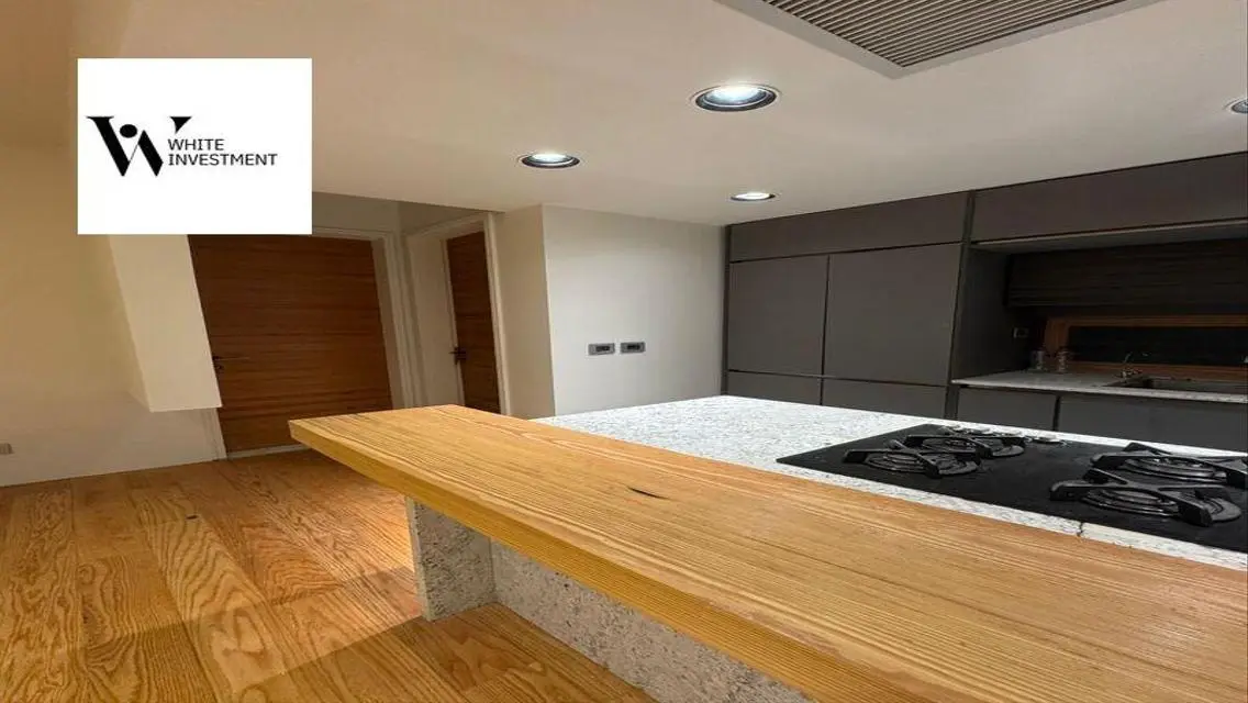 Eastown 210m 3beds fully furnished landscape view