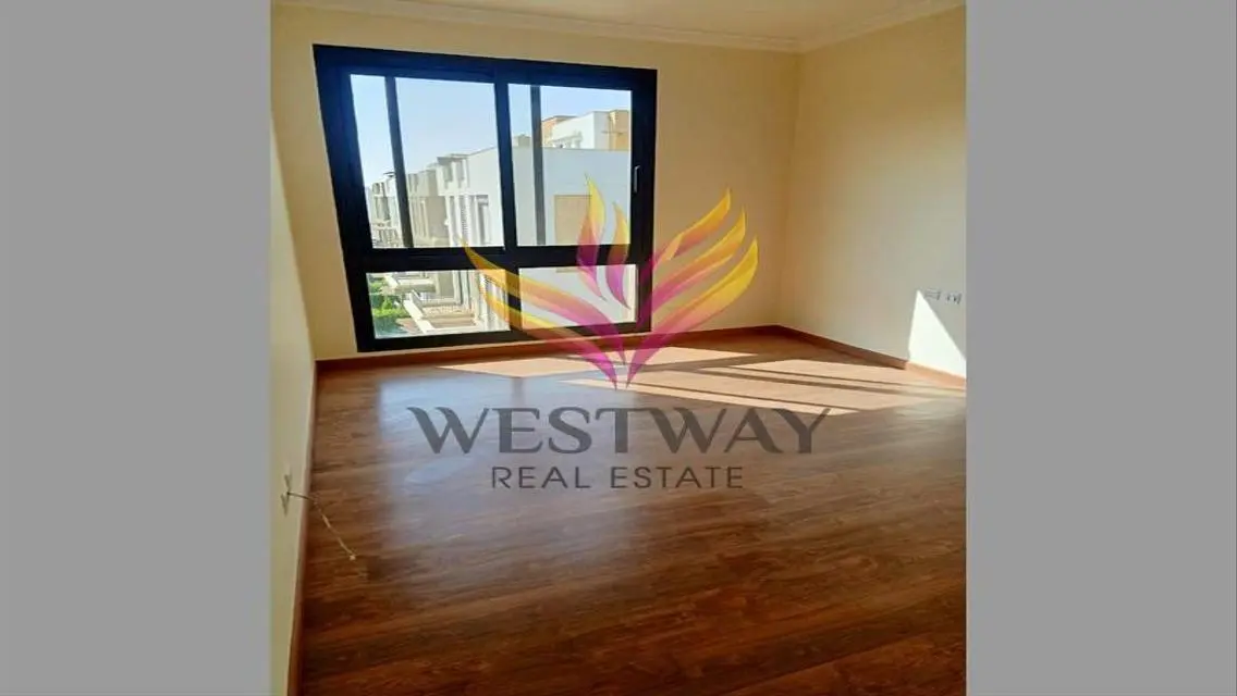 Upper Duplex for Rent in Westown, Beverly Hills