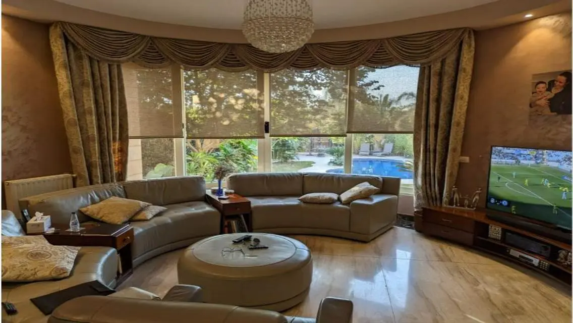 for sale ready to move standalone  at la rosa