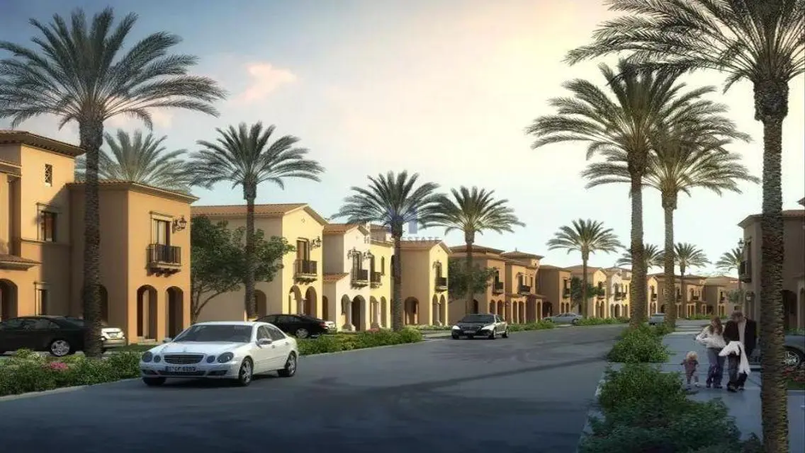 Under Market Price Villa Resale in city Gate